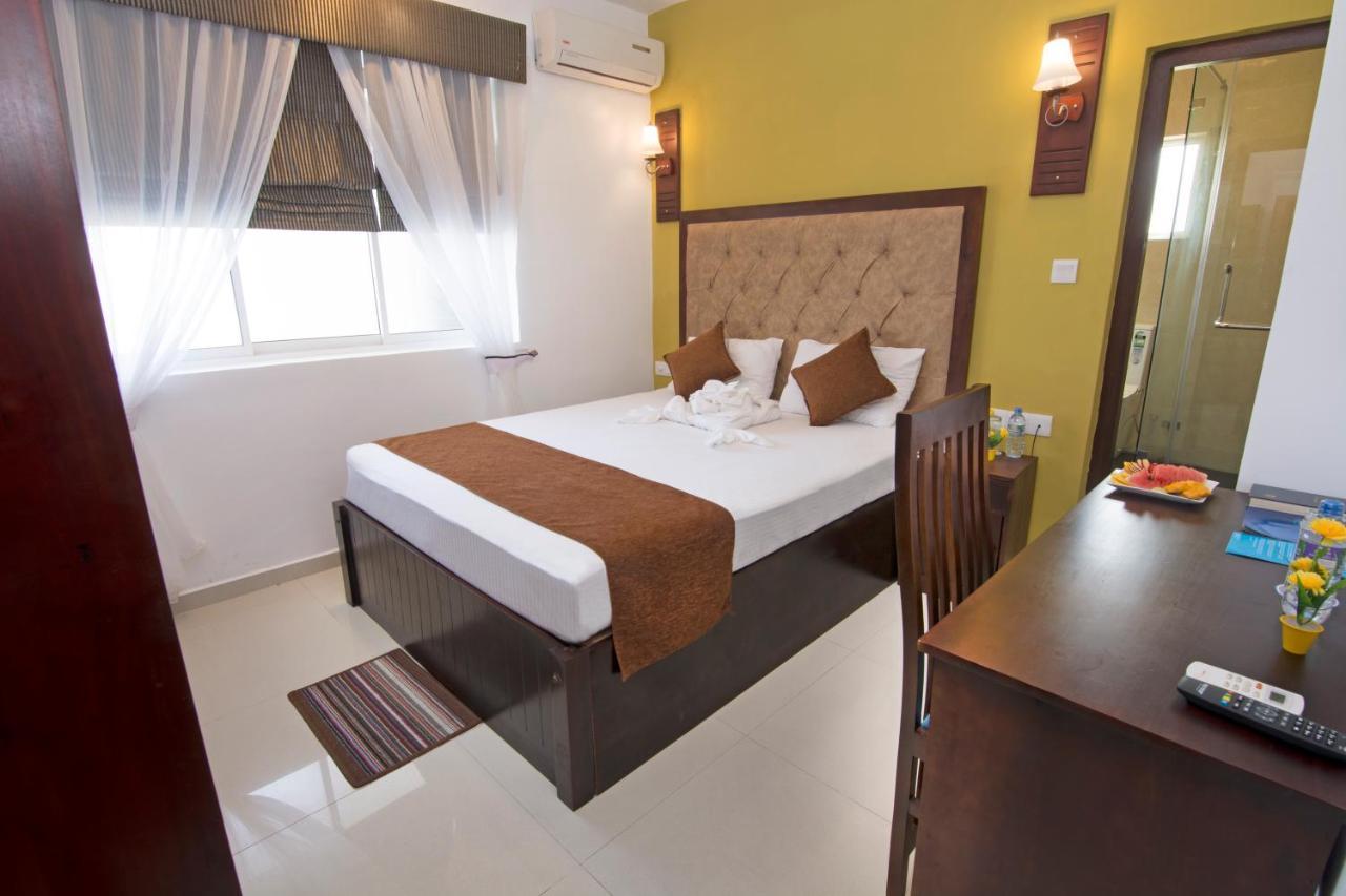 Mount Breeze Hotel Dehiwala-Mount Lavinia Ngoại thất bức ảnh