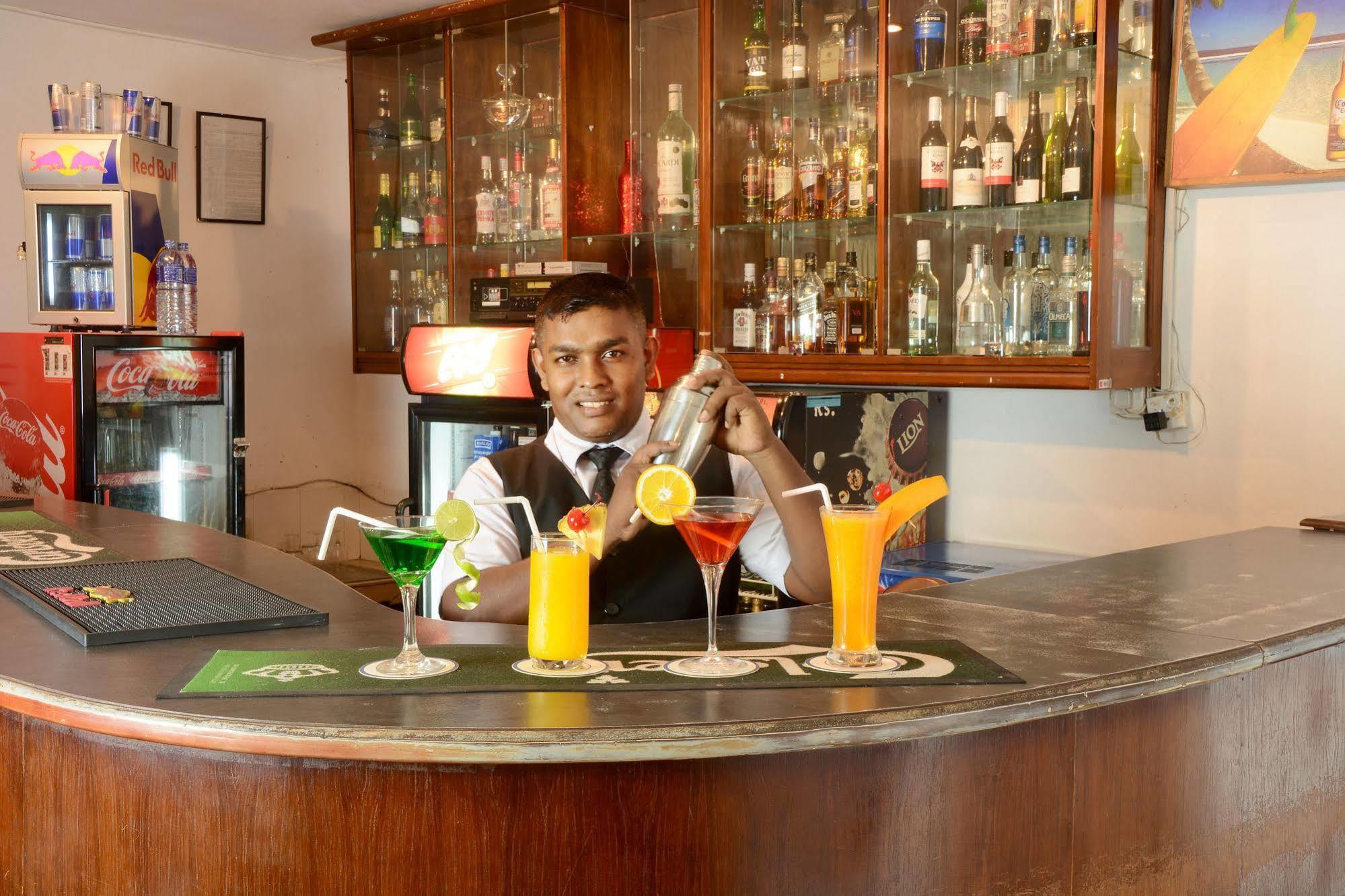 Mount Breeze Hotel Dehiwala-Mount Lavinia Ngoại thất bức ảnh
