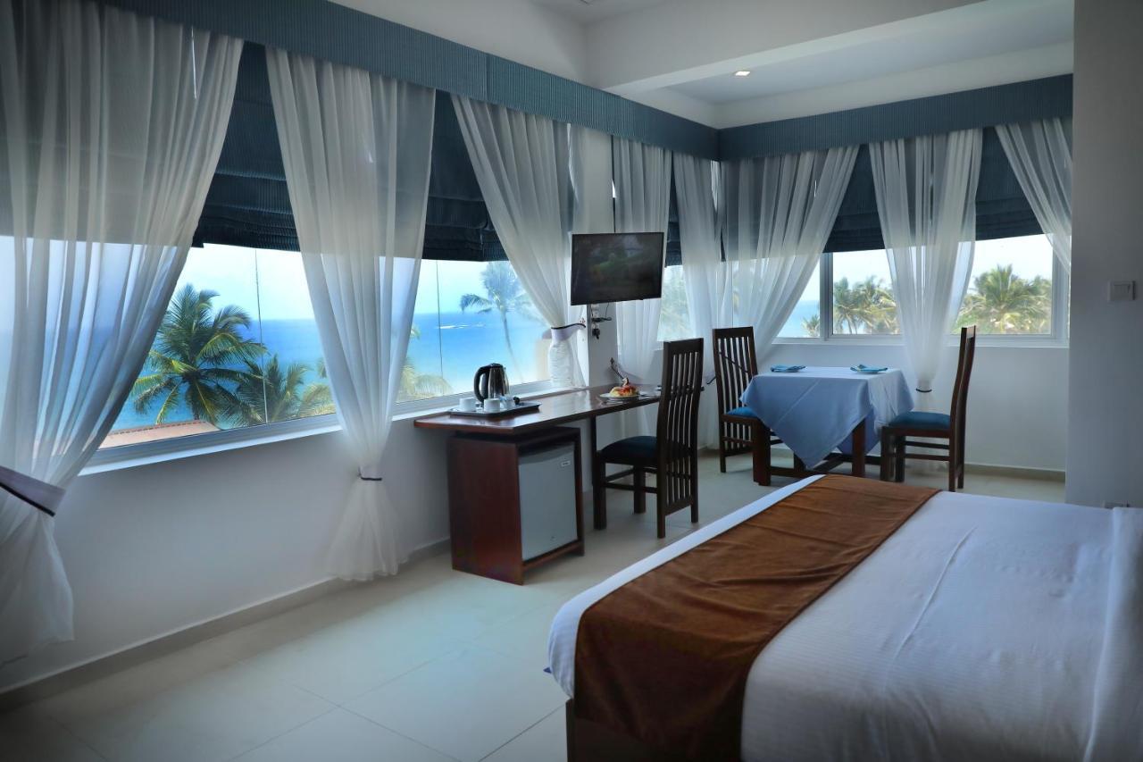 Mount Breeze Hotel Dehiwala-Mount Lavinia Ngoại thất bức ảnh